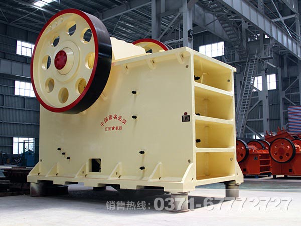 顎式粉碎機(jī)顎板、肘板和邊護(hù)板哪種好？