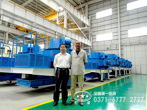 立式?jīng)_擊破碎機生產(chǎn)廠家