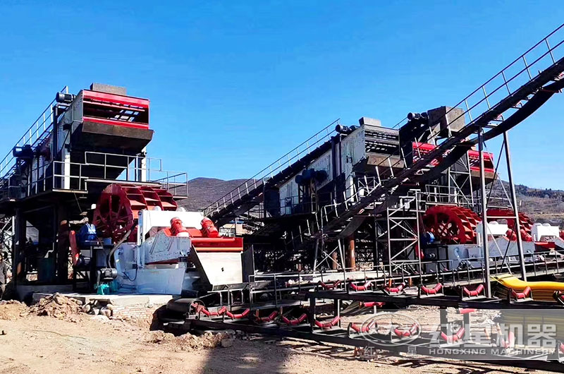 3臺洗砂機聯(lián)合作業(yè)