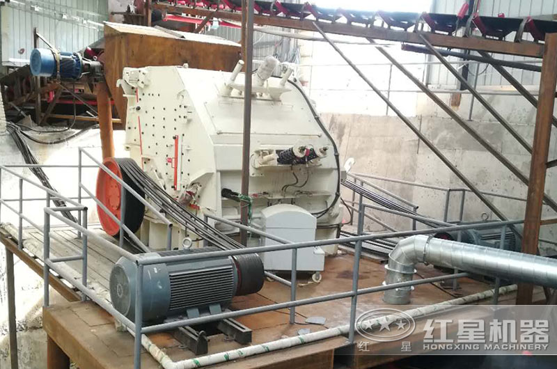 反擊式破碎機應(yīng)用現(xiàn)場 反擊式破碎機應(yīng)用現(xiàn)場