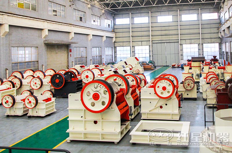 碎石時(shí)常用的破碎機(jī)有哪些？型號及圖片展示