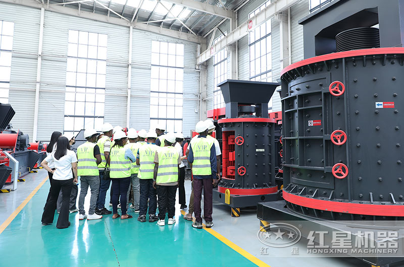 客戶來(lái)廠考察設(shè)備 客戶來(lái)廠考察設(shè)備