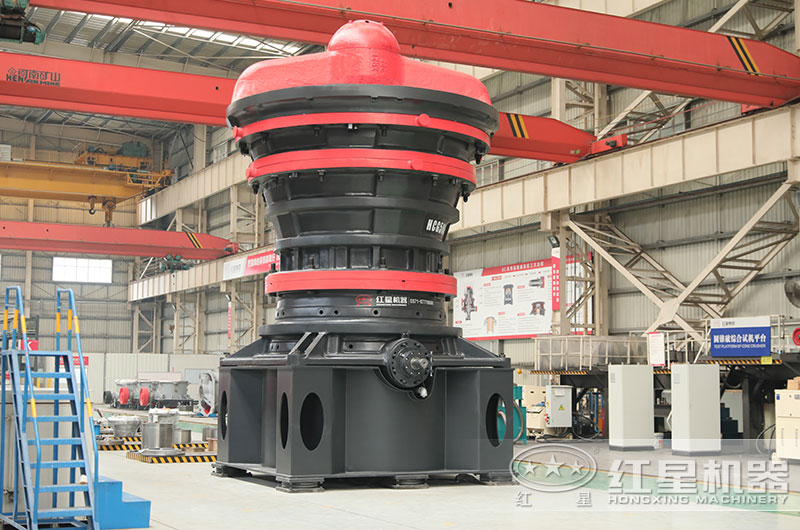 旋回式破碎機(jī)圖片 旋回式破碎機(jī)圖片