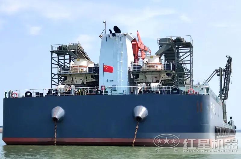 制砂樓工作現(xiàn)場(chǎng)圖 制砂樓工作現(xiàn)場(chǎng)圖