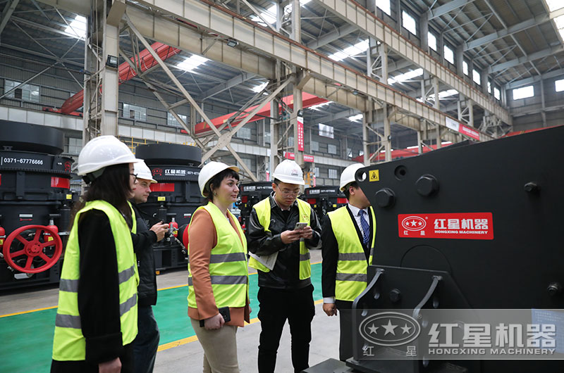 客戶到廠實地考察設(shè)備 客戶到廠實地考察設(shè)備