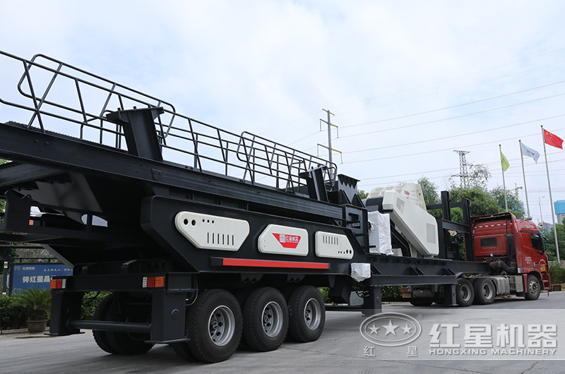 輪胎式移動(dòng)破碎機(jī)圖片 輪胎式移動(dòng)破碎機(jī)圖片