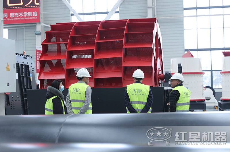 客戶來(lái)廠考察設(shè)備 客戶來(lái)廠考察設(shè)備