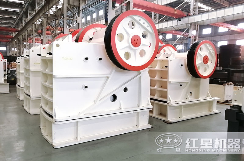 大型粗碎機-顎式破碎機 大型粗碎機-顎式破碎機