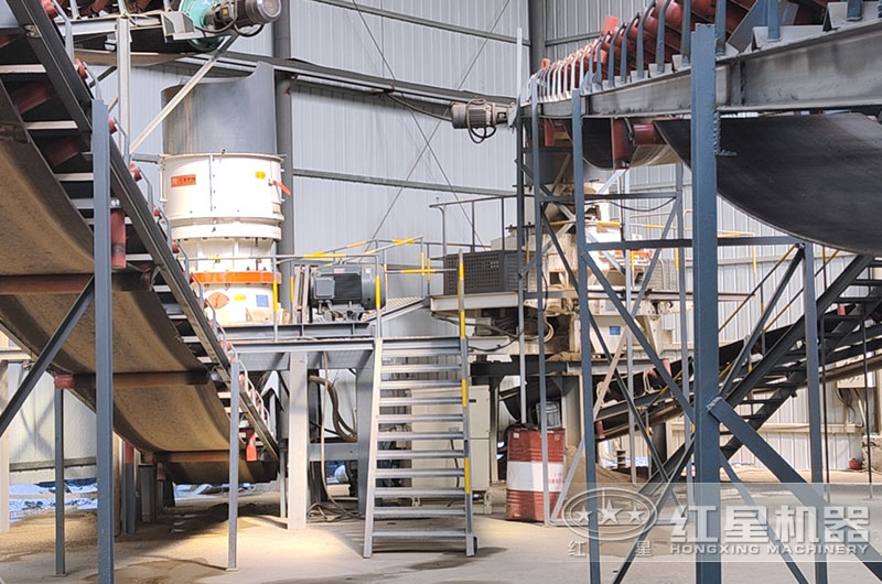 硬巖制砂現(xiàn)場圖片 硬巖制砂現(xiàn)場圖片