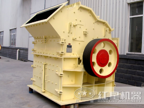 PXJ800×600型石灰石高產(chǎn)細(xì)碎機(jī)_小功率，大能力，值得一看