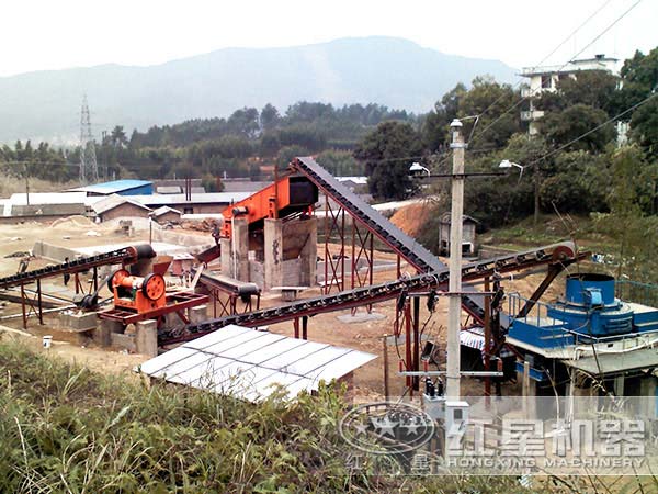時產(chǎn)300噸石料生產(chǎn)線