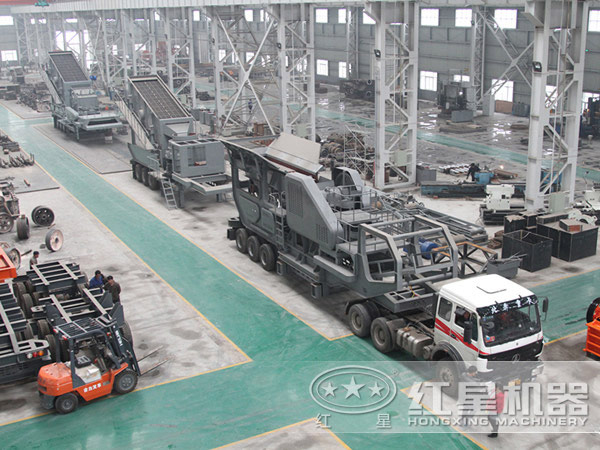 車載移動(dòng)破碎機(jī)大概時(shí)產(chǎn)200-300噸的，求廠家給個(gè)報(bào)價(jià)