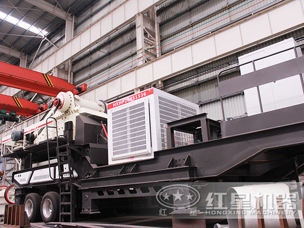 時(shí)產(chǎn)150噸的移動(dòng)碎石機(jī)多少錢？值得投資嗎？