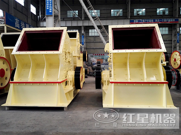 反擊式破碎機(jī)