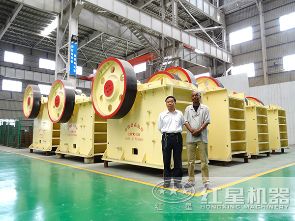 客戶(hù)來(lái)廠參觀留影