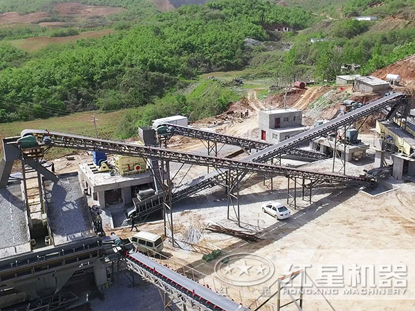 能把石塊破碎成石子的打石機(jī)多少錢？怎么配置？