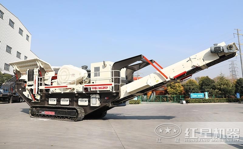 這部移動履帶一體式破碎機(jī)，節(jié)能環(huán)保，產(chǎn)量高，用戶表示很滿意