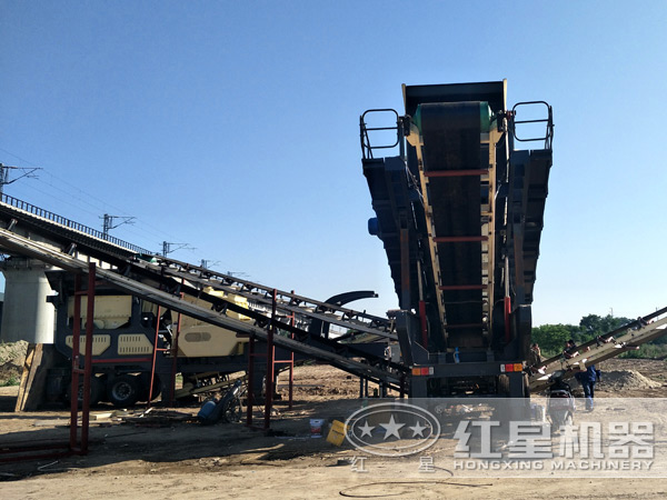 時產(chǎn)450噸石料移動磕石機多少錢？求品牌介紹