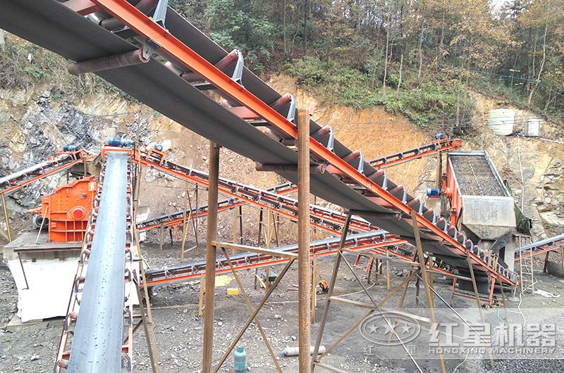 開(kāi)沙場(chǎng)一年能掙多少錢(qián)，這取決您選什么樣的砂石設(shè)備