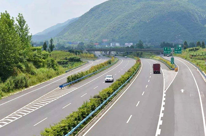 公路瀝青用礦粉設(shè)備多少錢(qián)一套？