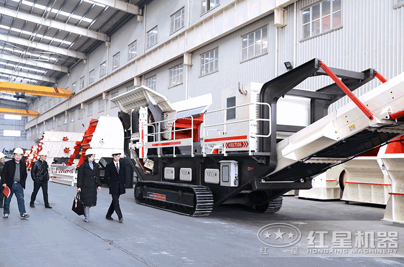 想找型號全、價格優(yōu)惠的履帶液壓巖石破碎機廠家，來這里！