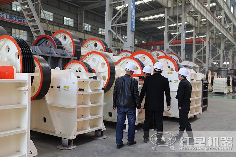 內(nèi)蒙時產(chǎn)150噸青石破碎生產(chǎn)線安裝完成，看看生產(chǎn)效果如何