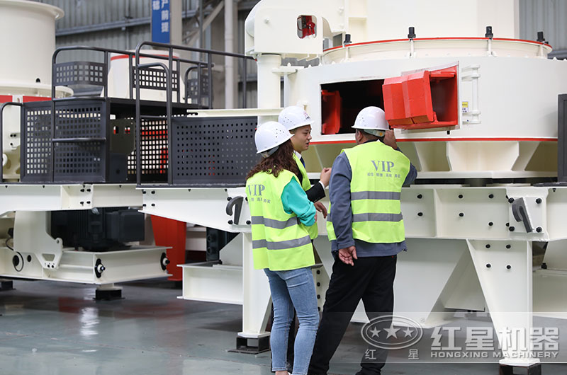 用戶來廠參觀沙場(chǎng)設(shè)備