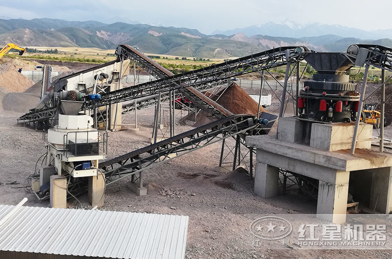 時(shí)產(chǎn)20噸制沙現(xiàn)場(chǎng)