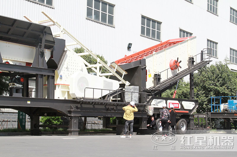 客戶(hù)來(lái)廠參觀設(shè)備