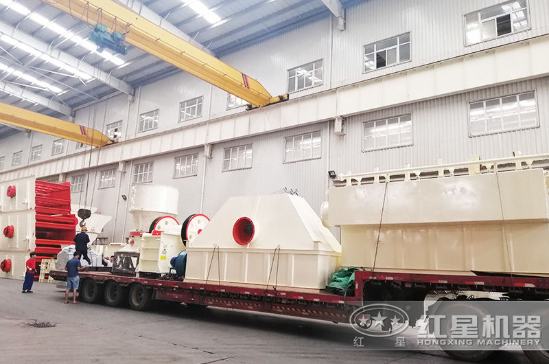 成套做石子的設備裝車發(fā)貨