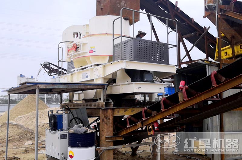 碎石粉砂機(jī)作業(yè)現(xiàn)場