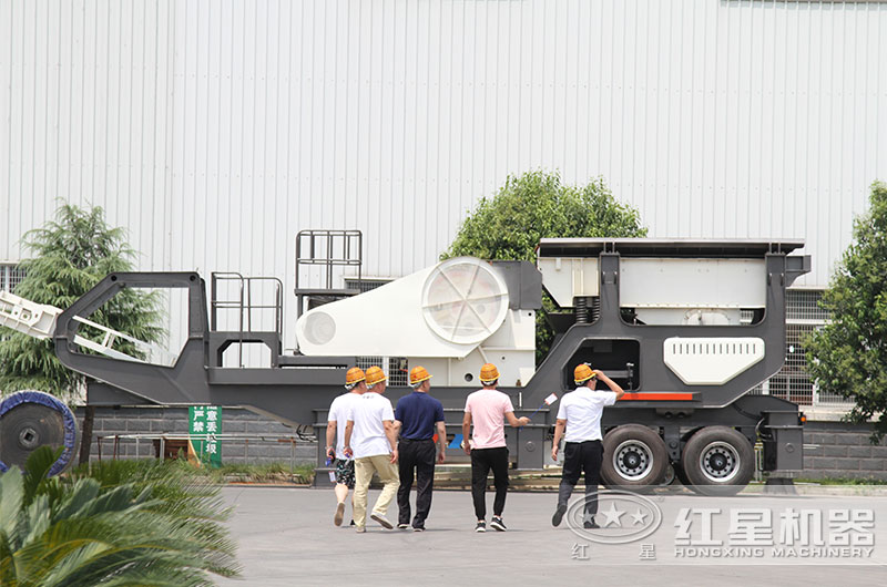 時產(chǎn)40-80噸移動破碎機配置、價格及生產(chǎn)視頻