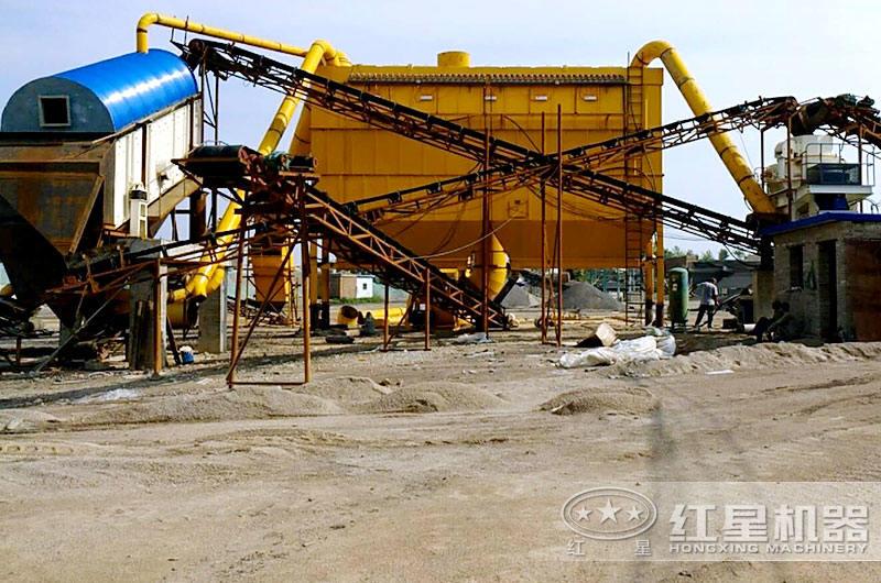 環(huán)保型機制砂生產(chǎn)線如何配置，一天能生產(chǎn)多少噸細(xì)沙？