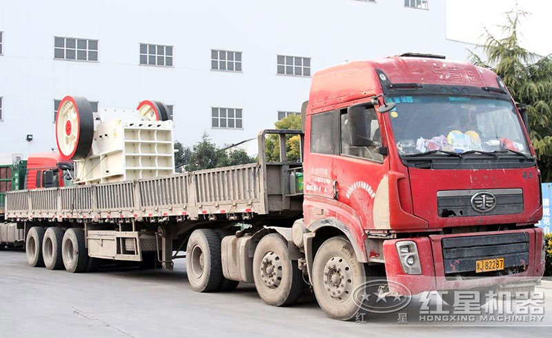 人工破碎混凝土用什么機(jī)器？選擇顎破機(jī)，大產(chǎn)量，運(yùn)行可靠