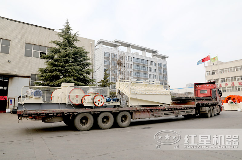 大型對(duì)輥制砂機(jī)好用嗎？有沒有現(xiàn)場(chǎng)視頻？