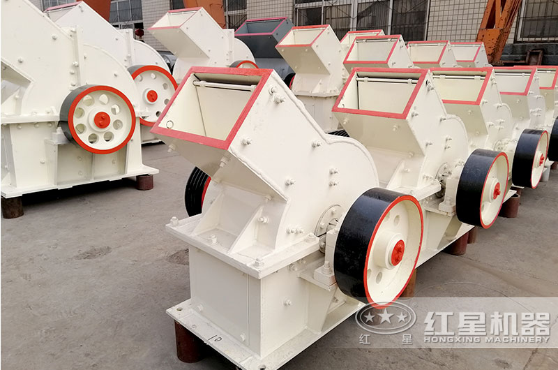 錘式碎石機(jī)每小時(shí)生產(chǎn)10噸多少錢(qián)？哪里有生產(chǎn)廠家？